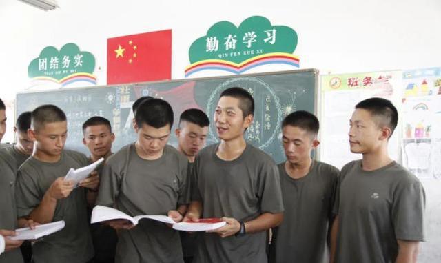 深度解析，為什么不建議報考國防科技大學，深度解析，報考國防科技大學的潛在考慮與權衡