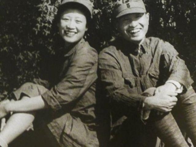 國防部長是干什么的，職責(zé)與重要性解析，國防部長職責(zé)與重要性解析，守護(hù)國家安全的重要角色