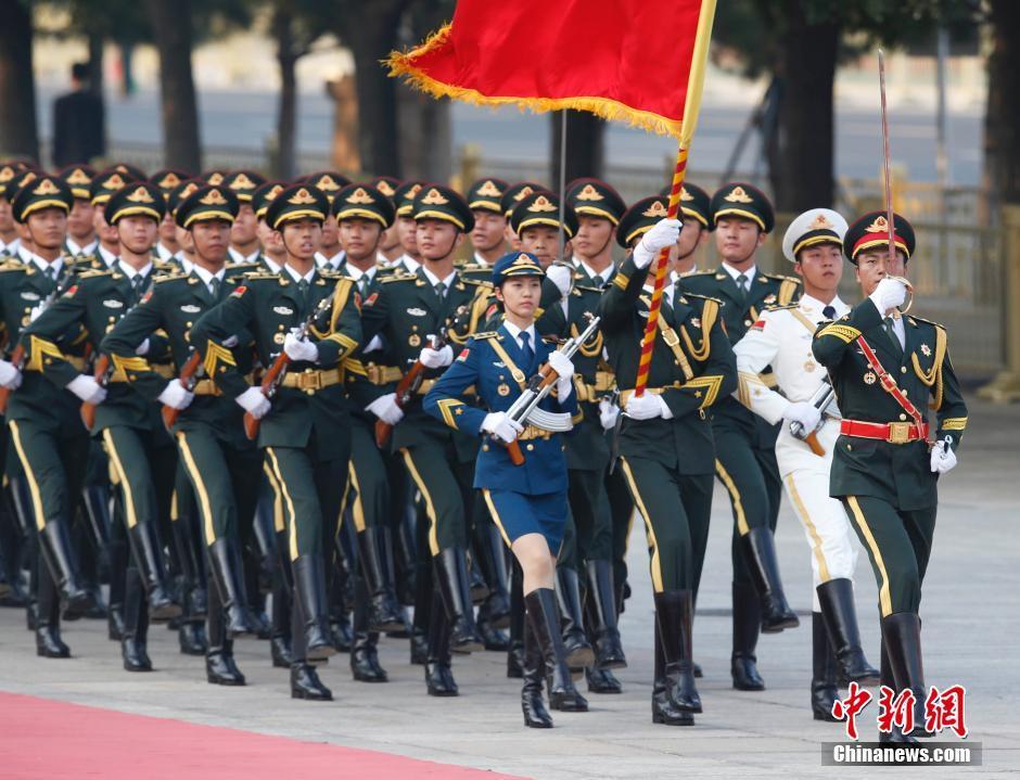 三軍儀仗隊(duì)高清大圖，展現(xiàn)榮耀與威嚴(yán)的壯麗畫卷，三軍儀仗隊(duì)壯麗畫卷，榮耀與威嚴(yán)的高清展示