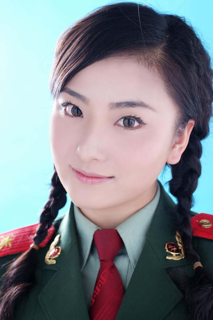 中國最漂亮的女兵照片第一名——展現(xiàn)英雄之美與榮耀印記，中國女兵第一名，榮耀印記與英雄之美的璀璨瞬間
