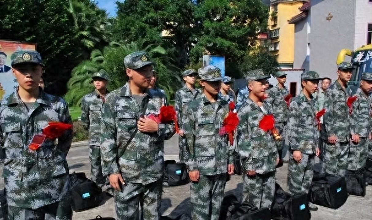 中央軍事委員會(huì)組成人員表及其職責(zé)與重要性，中央軍事委員會(huì)組成人員表、職責(zé)與重要性解析