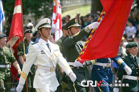 中國(guó)儀仗隊(duì)參加俄羅斯閱兵，展現(xiàn)軍威與友誼的壯麗畫卷，中俄友誼見(jiàn)證，中國(guó)儀仗隊(duì)參加俄羅斯閱兵，壯麗畫卷展現(xiàn)軍威與深情友誼
