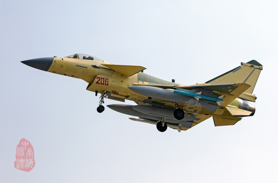 殲10的原型機(jī)是什么？深度解析中國(guó)空軍的主力戰(zhàn)斗機(jī)起源，揭秘殲10原型機(jī)，深度解析中國(guó)空軍主力戰(zhàn)斗機(jī)起源