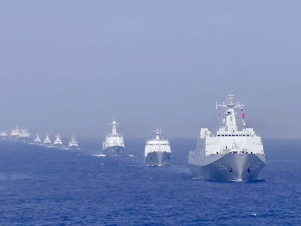 人民海軍成立70周年閱兵，輝煌成就與堅定前行，人民海軍成立70周年閱兵，輝煌成就鑄就，堅定前行展雄姿