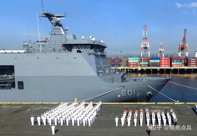 中國海軍節(jié)閱兵，展現(xiàn)中國力量的壯麗畫卷——紀念中國海軍節(jié)2022年盛大閱兵活動，中國海軍節(jié)盛大閱兵，展現(xiàn)力量與榮耀的壯麗畫卷 2022年紀念活動回顧
