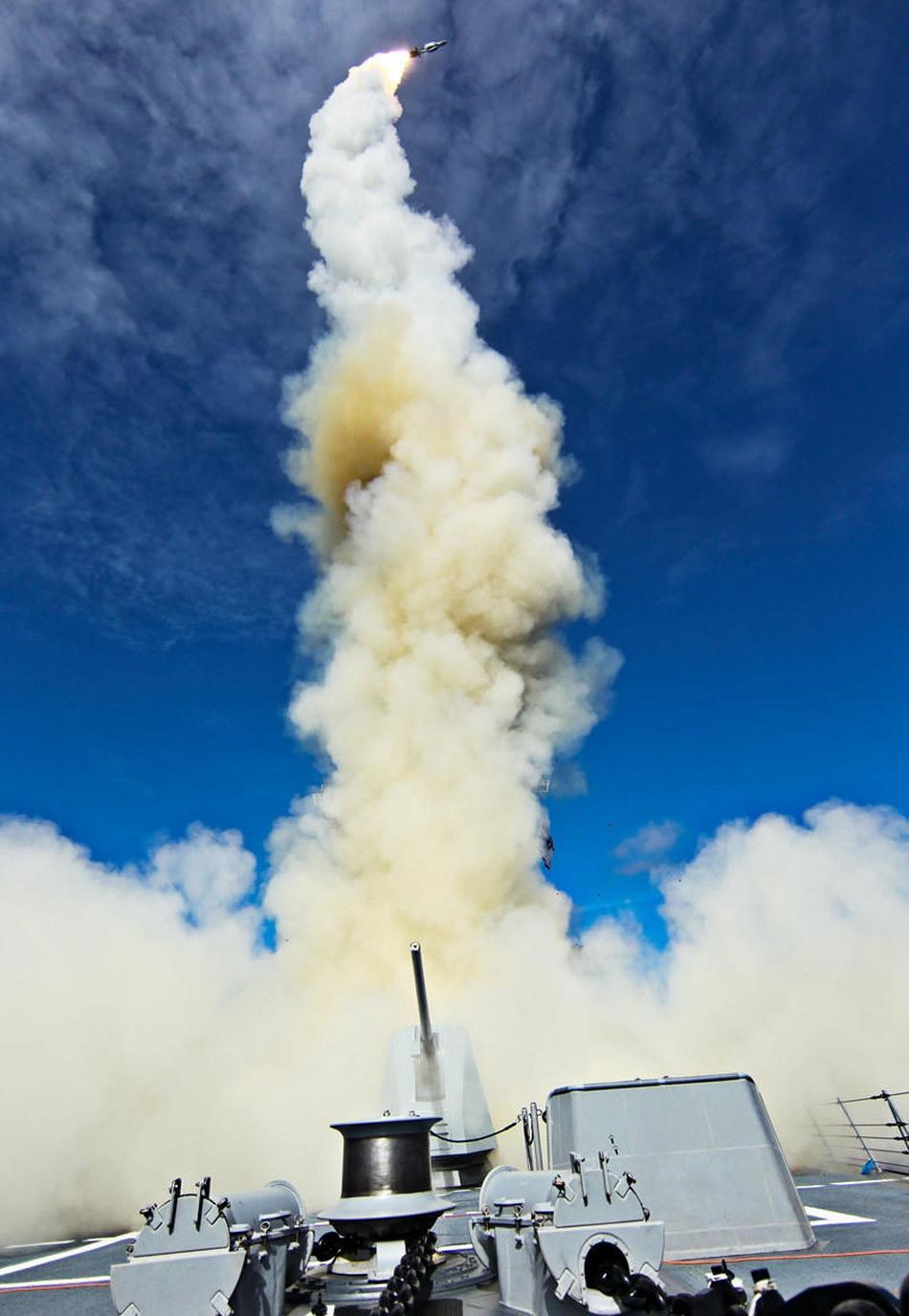 導彈驅逐艦與護衛(wèi)艦的區(qū)別，深入解析兩種軍艦的特性和功能，導彈驅逐艦與護衛(wèi)艦特性與功能深度解析，兩大軍艦類型之差異解析