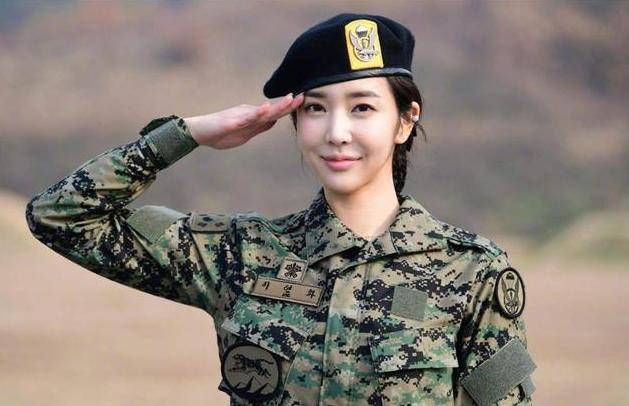 關于女兵征兵條件，探索未來的挑戰(zhàn)與機遇——以2024年為例，女兵征兵條件，探索未來挑戰(zhàn)與機遇——聚焦2024年展望