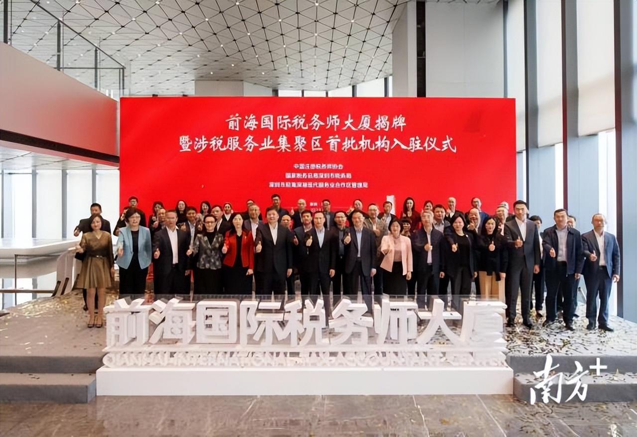 獨(dú)家爆料2025年香港正版資料免費(fèi)大全——一站式獲取所有資源！，獨(dú)家爆料，2025年香港正版資料大全——免費(fèi)獲取所有資源一站式平臺(tái)！