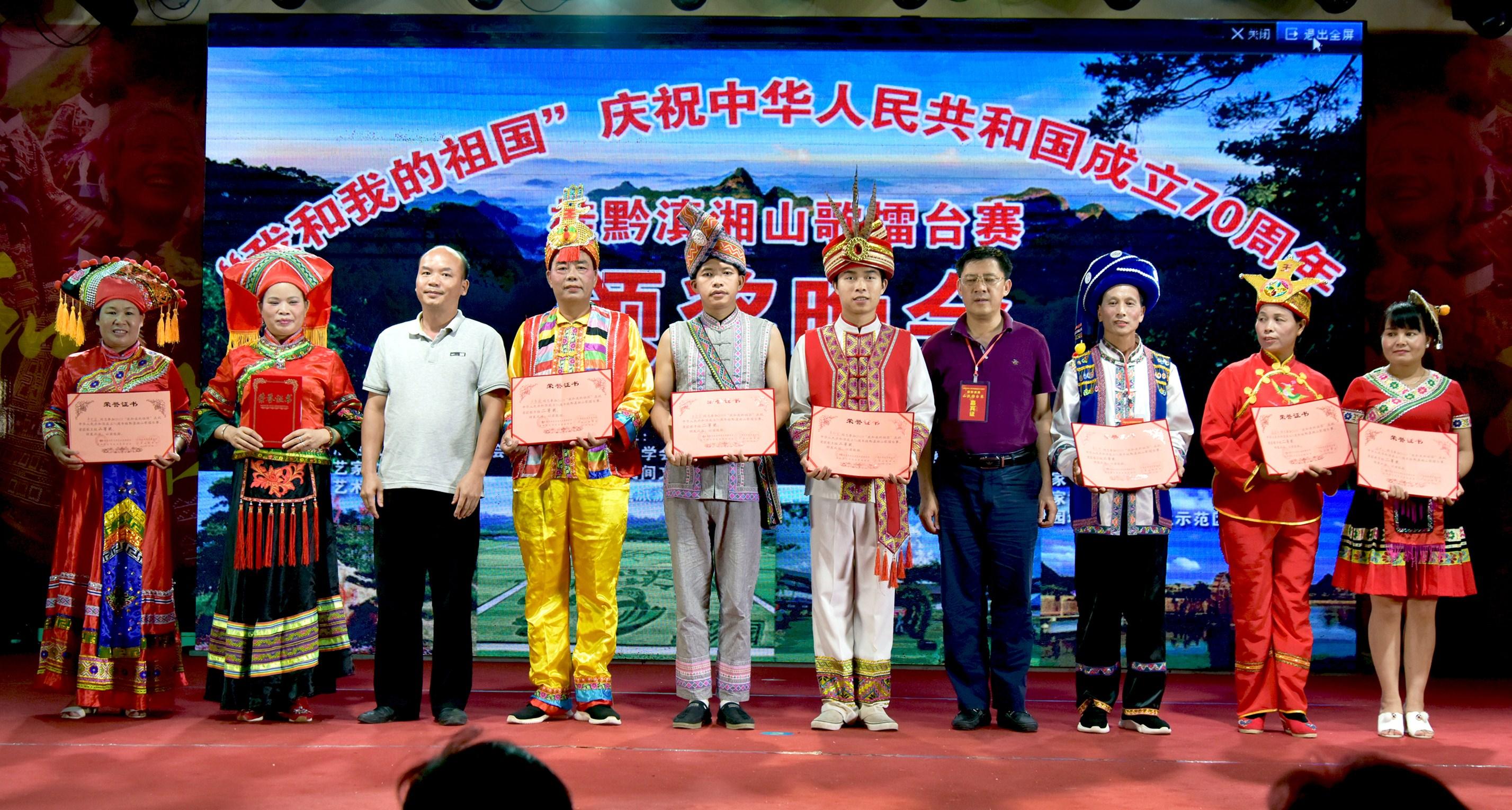 王中王免費(fèi)四肖選一肖，揭秘真相與策略，王中王免費(fèi)四肖選一肖，真相揭秘與策略探討