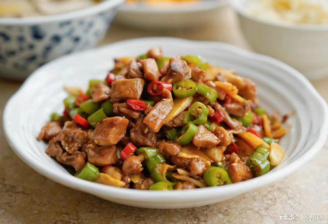 王中王兔費(fèi)一肖，揭秘背后的故事與SEO奧秘，揭秘王中王兔費(fèi)一肖背后的故事與SEO策略奧秘