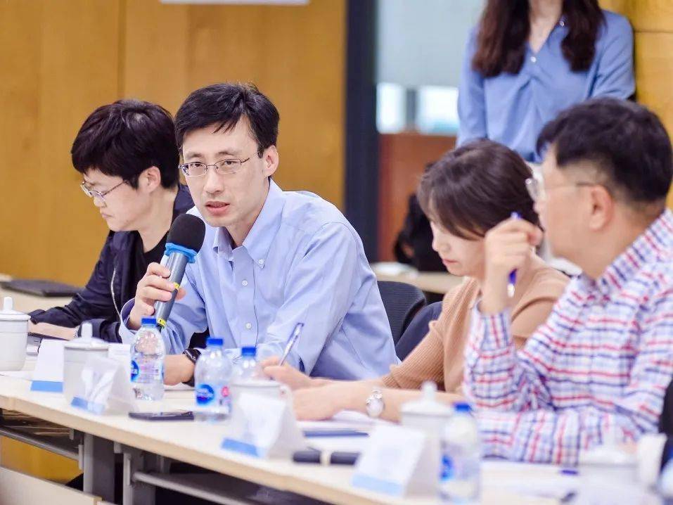 王中王一肖中持嗎？深度解析背后的故事與真相，揭秘王中王一肖背后的故事與真相，深度解析與真相探討