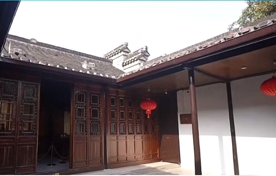 江澤民故居面向社會(huì)公眾開放，歷史文化的傳承與展示，江澤民故居開放，歷史文化的傳承與展示之旅
