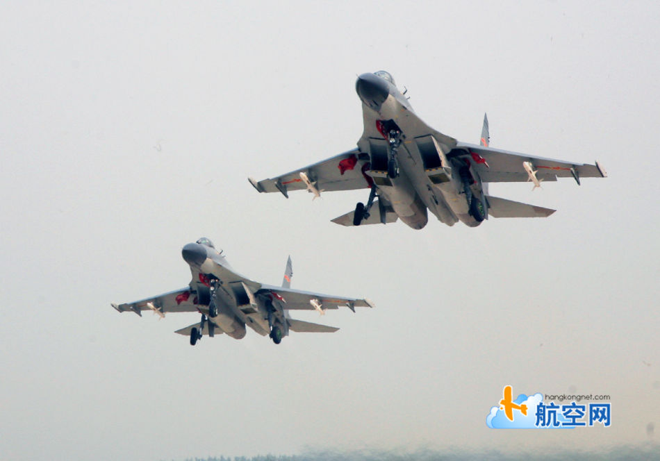 殲-11B戰(zhàn)機(jī)，中國(guó)空中力量的璀璨明珠，殲-11B戰(zhàn)機(jī)，中國(guó)空中力量的耀眼明珠