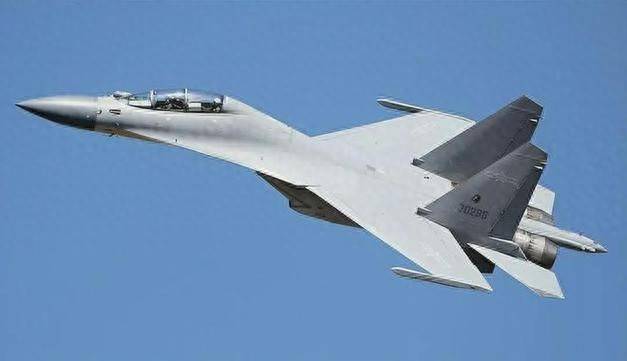 殲-11戰(zhàn)機(jī)，幾代戰(zhàn)機(jī)中的佼佼者，殲-11戰(zhàn)機(jī)，幾代戰(zhàn)機(jī)中的翹楚