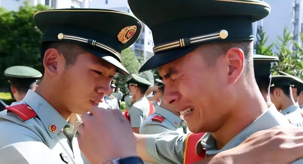 當(dāng)兵報(bào)名2023年上半年，啟程軍旅，實(shí)現(xiàn)英雄夢想，2023年上半年報(bào)名參軍，開啟軍旅之旅，實(shí)現(xiàn)英雄夢想