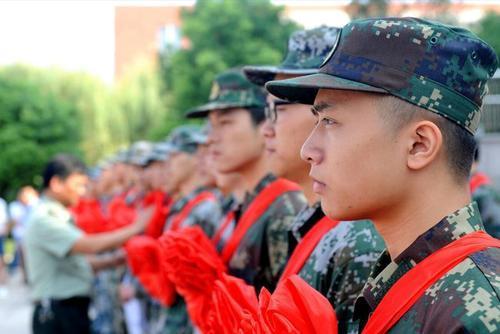 當(dāng)兵的好處，探索軍旅生涯的無限價值，軍旅生涯的價值，當(dāng)兵的好處探索與無限可能