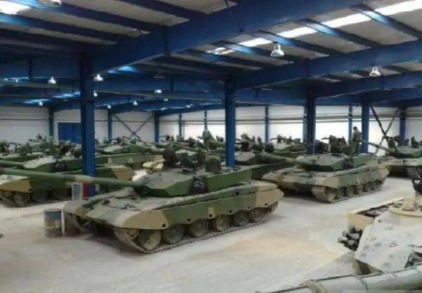 中國(guó)VT-4與99A主戰(zhàn)坦克的差距分析，中國(guó)VT-4與99A主戰(zhàn)坦克性能差距深度解析