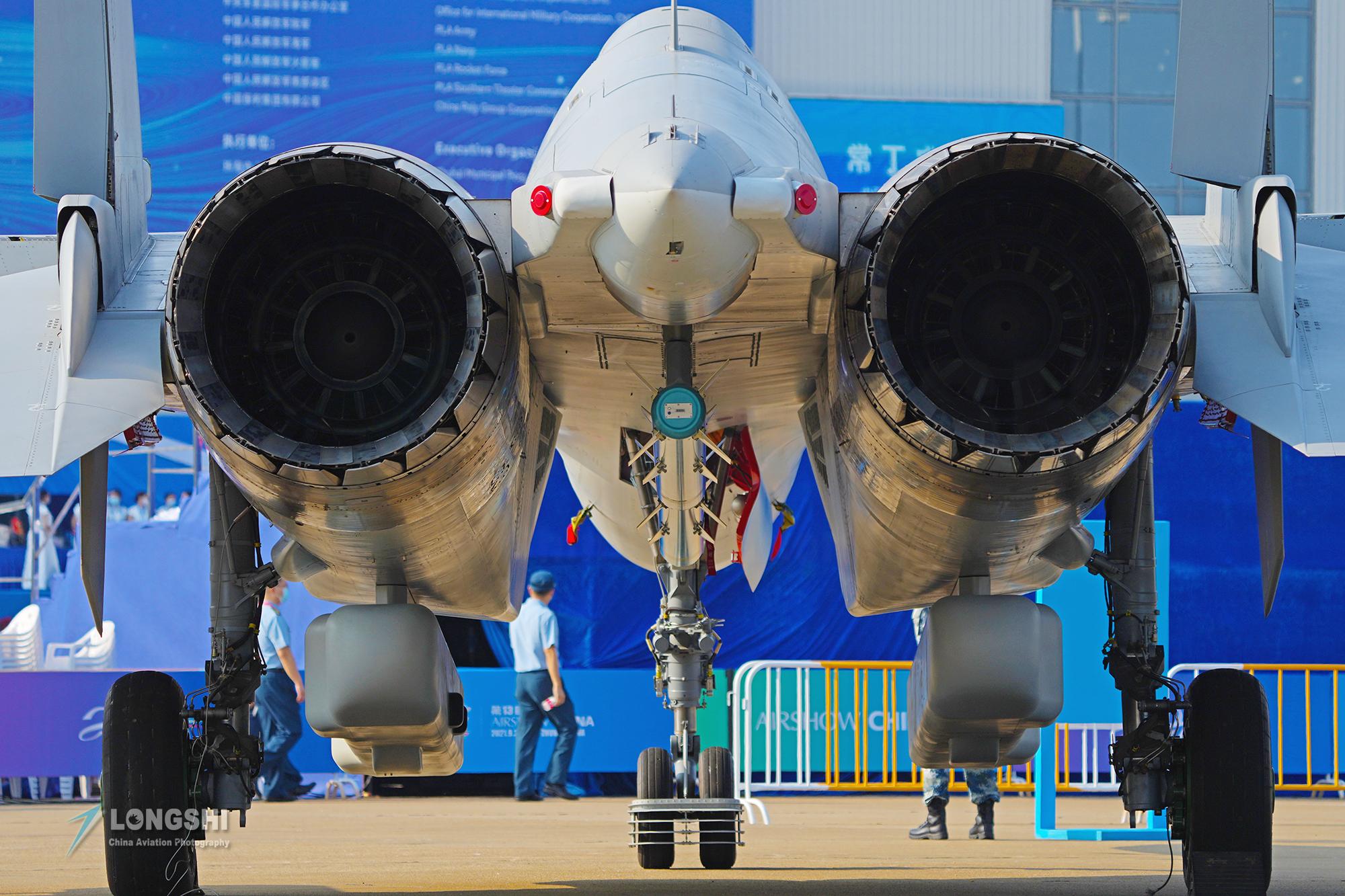 揭秘殲-16D電子戰(zhàn)飛機(jī)，空中電子戰(zhàn)領(lǐng)域的嶄新里程碑，揭秘殲-16D電子戰(zhàn)飛機(jī)，空中電子戰(zhàn)領(lǐng)域的全新里程碑
