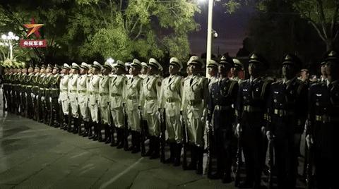 國慶閱兵是每年一次嗎？——深度解析與探討，深度解析與探討，國慶閱兵是否為每年例行活動？
