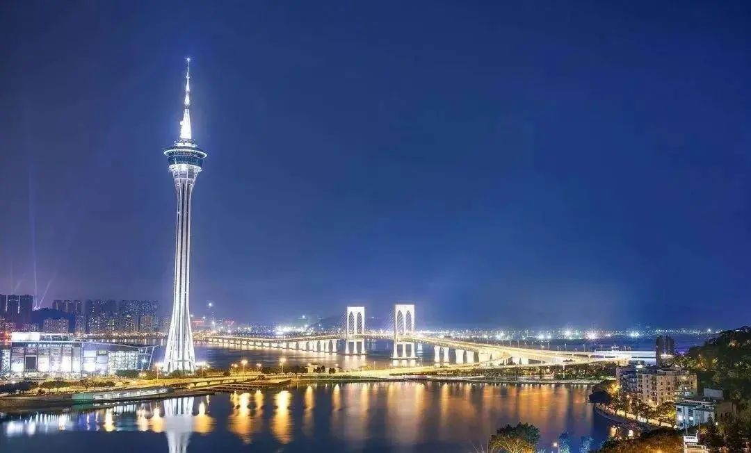 新澳2025澳門期期準，探索未來博彩業(yè)的趨勢與機遇，澳門博彩業(yè)未來趨勢展望，新澳2025的機遇與挑戰(zhàn)
