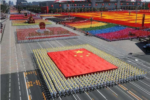 慶祝中華人民共和國成立七十周年，免費觀看國慶閱兵盛況，慶祝中華人民共和國七十周年華誕，免費觀看國慶閱兵盛況回顧