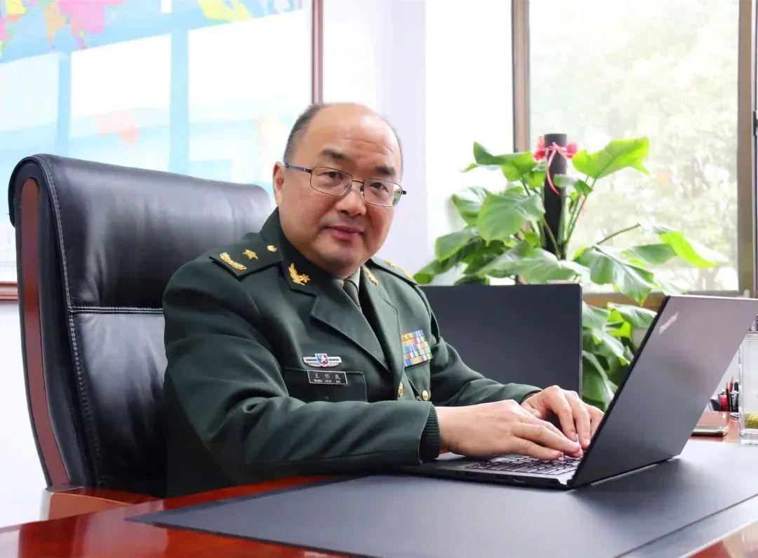 國防科技大學(xué)，一所卓越的高等學(xué)府，究竟有多牛？，國防科技大學(xué)，卓越高等學(xué)府的深度解析，究竟有多牛？