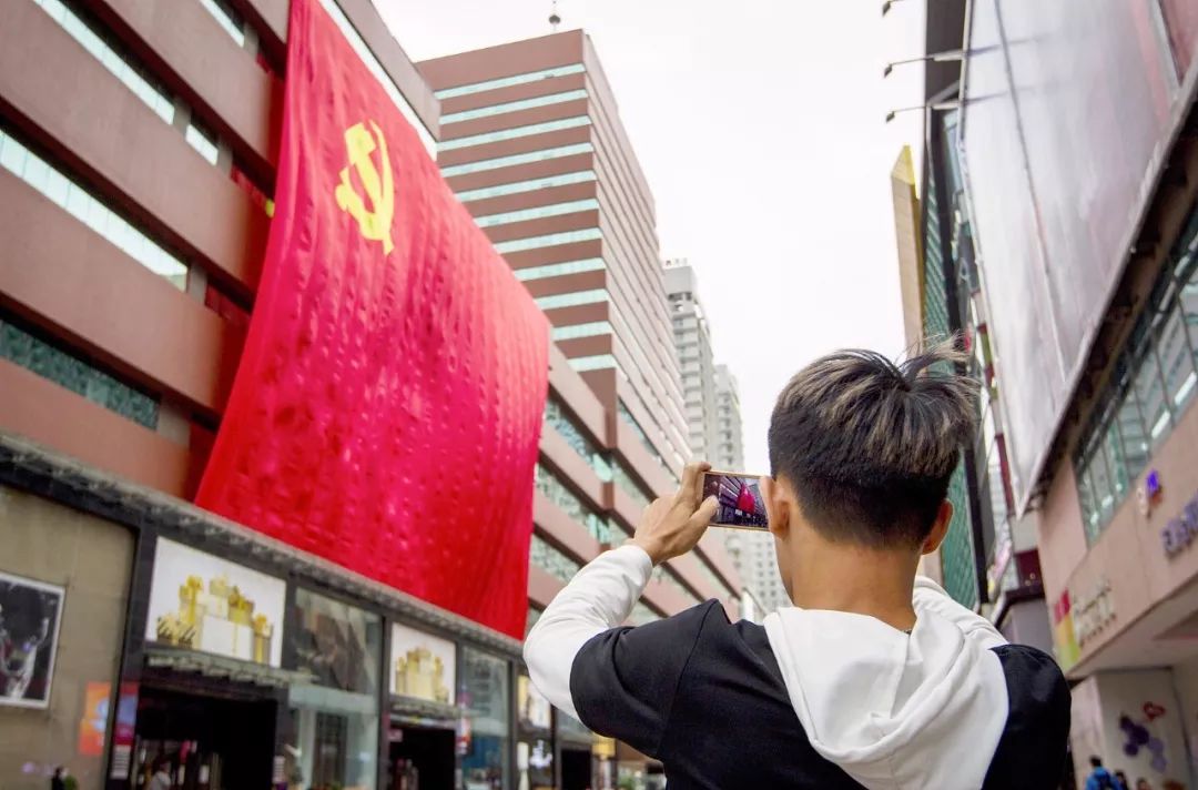 車曉彤出生日期揭秘，探索名人背后的故事，車曉彤出生日期揭曉，名人背后的故事探索