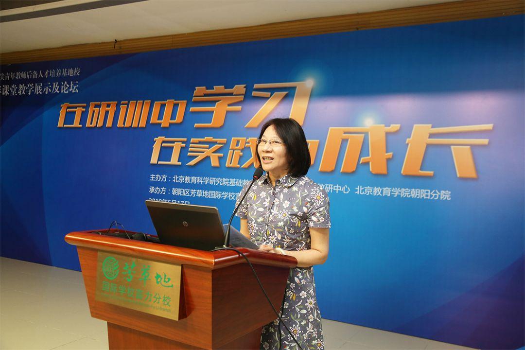 芳草地免費(fèi)資料論壇