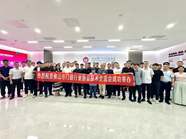 奧門王中王一肖一特一中，揭秘背后的秘密，揭秘澳門王中王背后的秘密，生肖與特碼真相探索