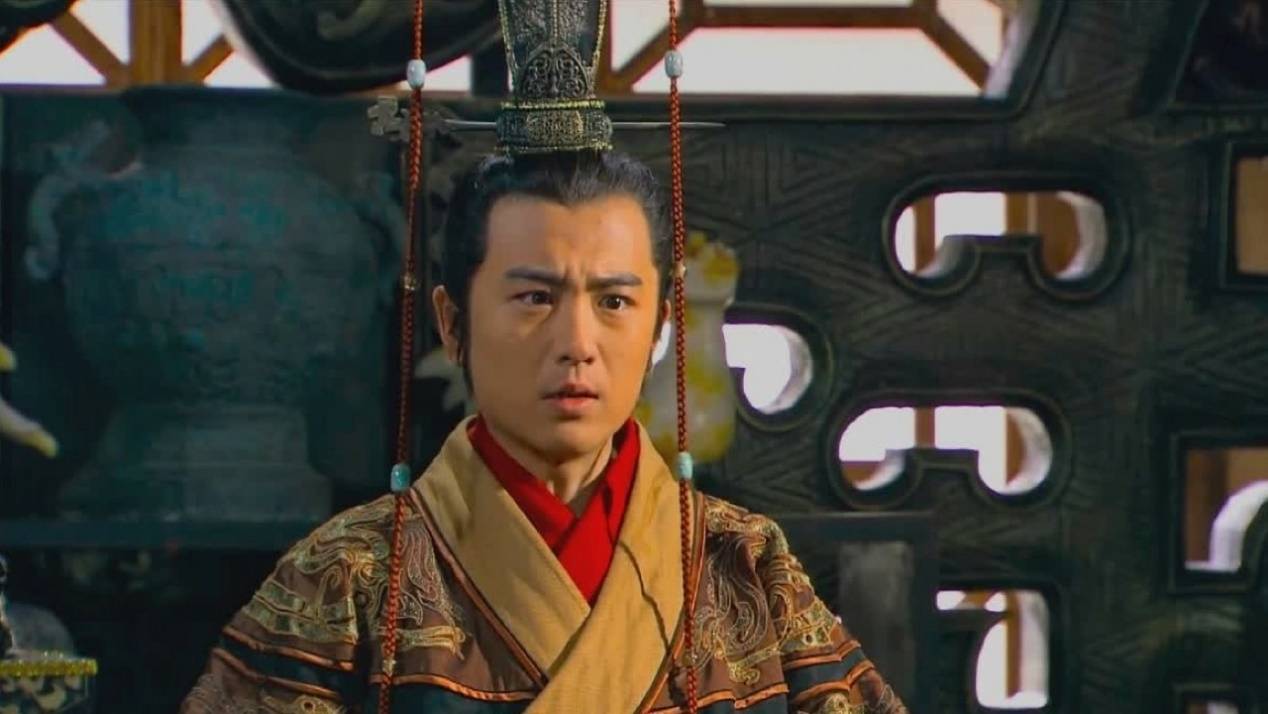 揭秘劉伯溫期期精準(zhǔn)選肖背后的故事，誰成為富婆背后的秘密？，揭秘劉伯溫精準(zhǔn)選肖背后的故事，富婆背后的秘密揭曉！