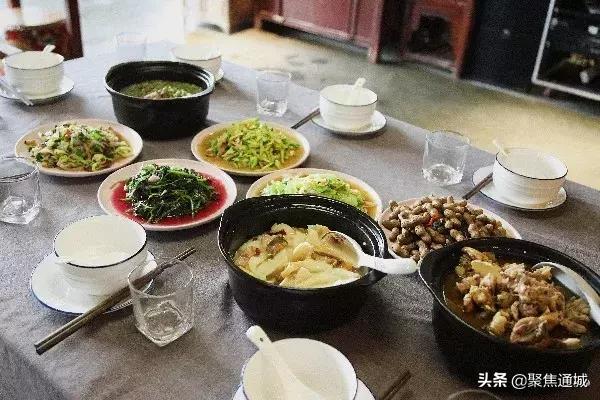 親子共享樂趣，體驗20畝農(nóng)場游樂項目，親子農(nóng)場體驗之旅，共享樂趣的20畝游樂天地