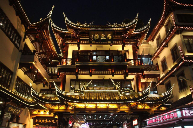 城隍廟，歷史文化的瑰寶與旅游必游之地，城隍廟，歷史文化瑰寶與旅游熱門勝地