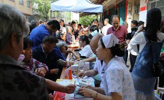 男科醫(yī)生免費咨詢，專業(yè)解答男性健康疑慮，男科醫(yī)生專業(yè)解答男性健康疑慮，免費咨詢熱線開通