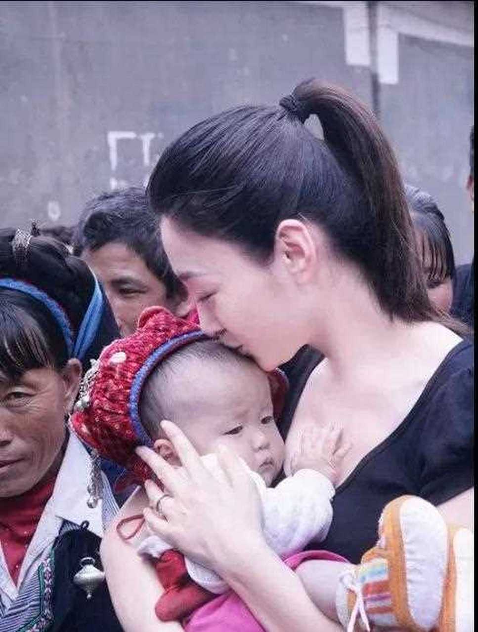 關(guān)于李小冉是否生寶寶的熱議與探討，李小冉是否生育寶寶的熱議與討論