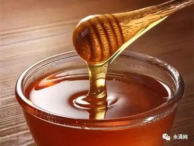 蜂蜜早上喝好還是晚上喝好，深度解析蜂蜜的最佳飲用時(shí)間，蜂蜜最佳飲用時(shí)間解析，早上喝還是晚上喝？深度探討蜂蜜飲用時(shí)機(jī)