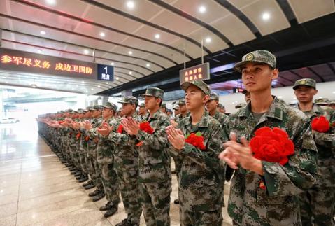 女兵政審難度分析，多重因素下的挑戰(zhàn)與解讀，女兵政審難度分析，多重因素下的挑戰(zhàn)與應(yīng)對(duì)策略