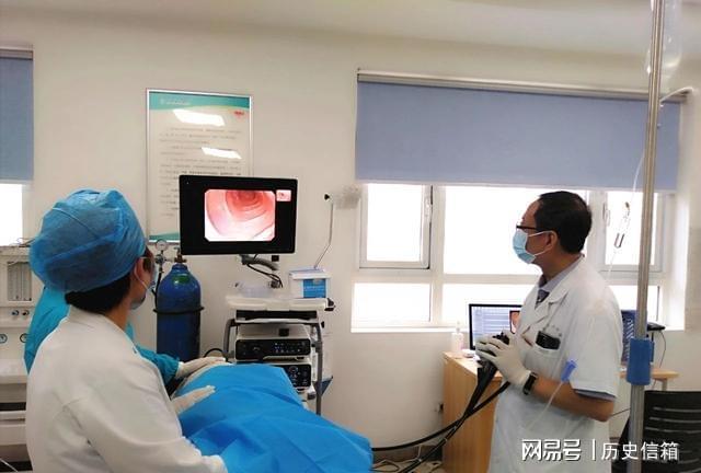 女性做腸鏡的尷尬經(jīng)過，了解、準(zhǔn)備與應(yīng)對，女性腸鏡經(jīng)歷，尷尬、準(zhǔn)備與應(yīng)對之道