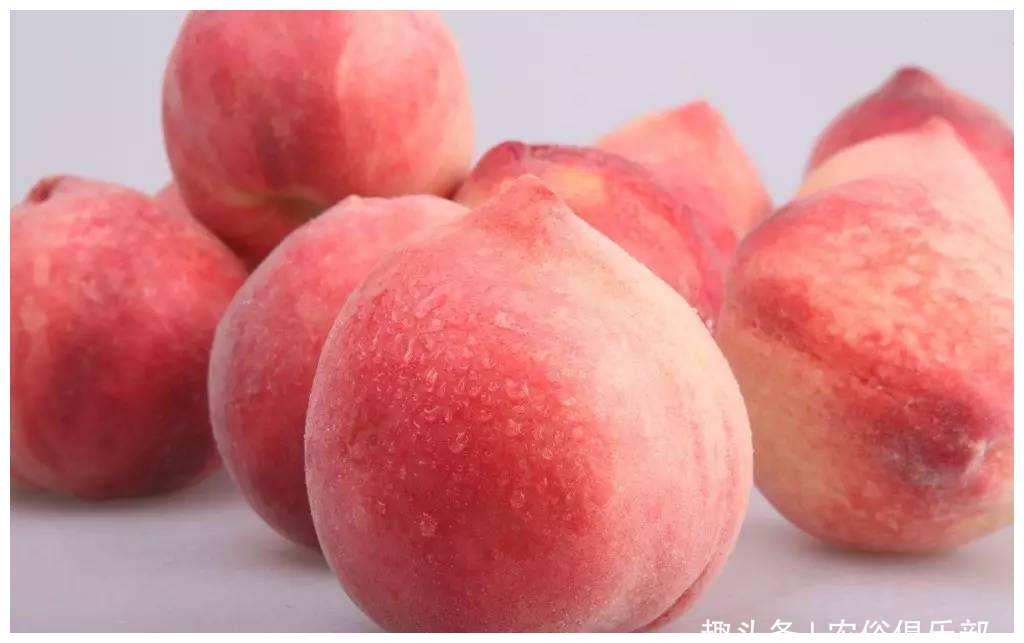 為什么桃子對(duì)胎兒有潛在傷害？深入了解桃子與胎兒健康的關(guān)系，桃子對(duì)胎兒的潛在危害，深入了解桃子與胎兒健康的關(guān)聯(lián)