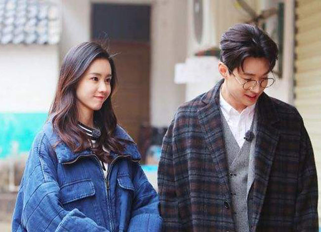 揭秘劉憲華女朋友，愛情背后的故事，揭秘劉憲華女友，愛情背后的故事