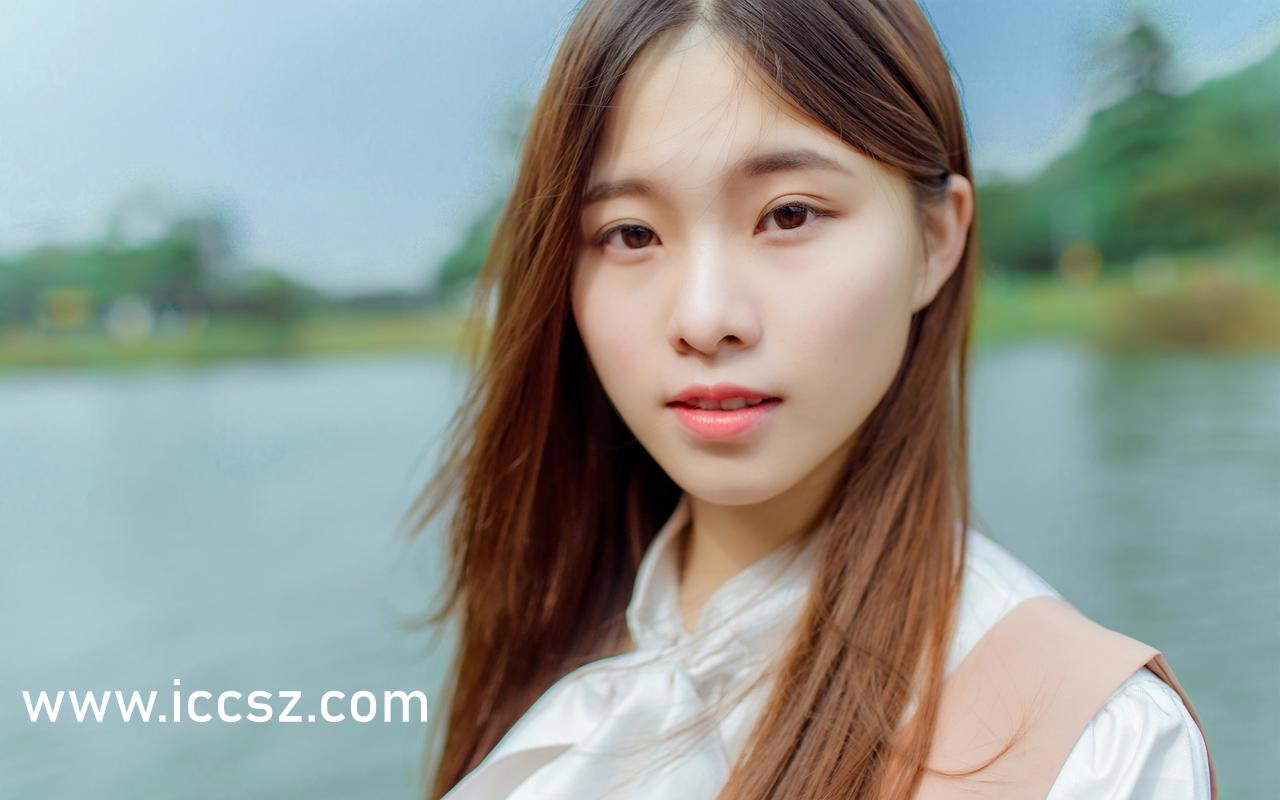 探索草莓之美，邁開腿，欣賞獨特的草莓圖片，草莓之美，探索與欣賞的獨特圖片之旅