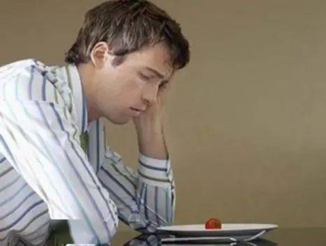 肝癌的前期十大征兆，了解并及早預防肝癌風險，肝癌前期十大征兆解析，預防肝癌風險，早期識別是關(guān)鍵