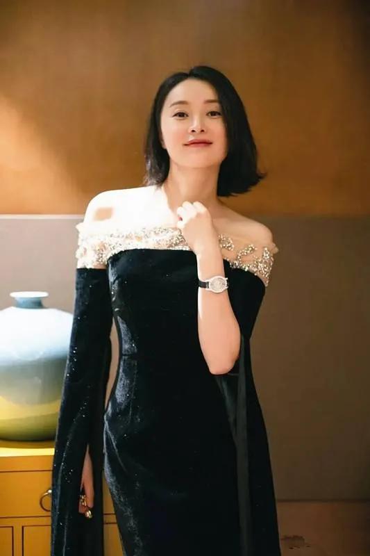 吳越個人資料揭秘，他是否已經(jīng)步入婚姻殿堂？，吳越個人背景揭秘，婚姻狀況成謎？