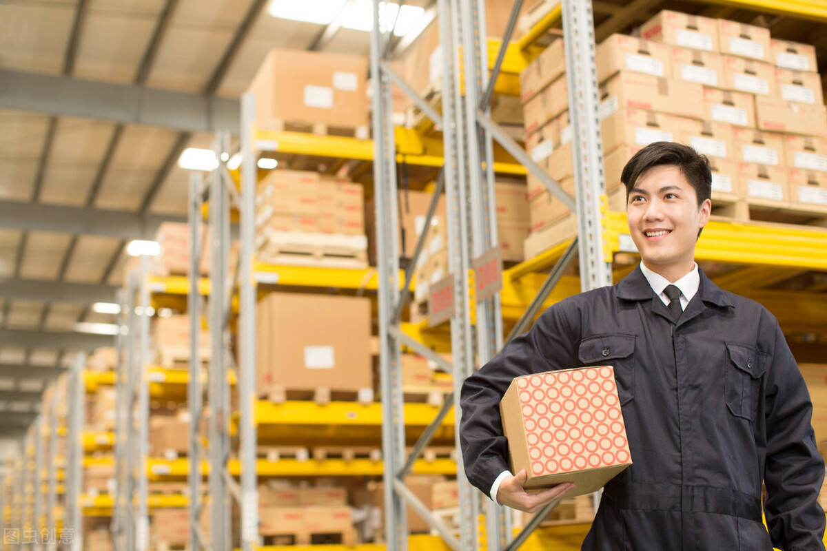 王中王肖一特一中，一位杰出人才的簡介，杰出人才王中王肖一特一中的簡介