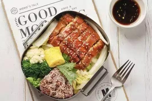 孕婦每日營養(yǎng)菜譜大全，健康飲食，呵護母嬰健康，孕婦每日營養(yǎng)菜譜大全，呵護母嬰健康的健康飲食指南