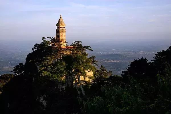 盤山風景區(qū)，自然美景的瑰寶，盤山風景區(qū)，自然美景的瑰寶之地