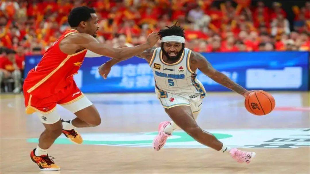 新澳門(mén)天天彩正版免費(fèi)——探索正版彩票的樂(lè)趣與財(cái)富，澳門(mén)天天彩正版免費(fèi)探索彩票財(cái)富與樂(lè)趣的旅程