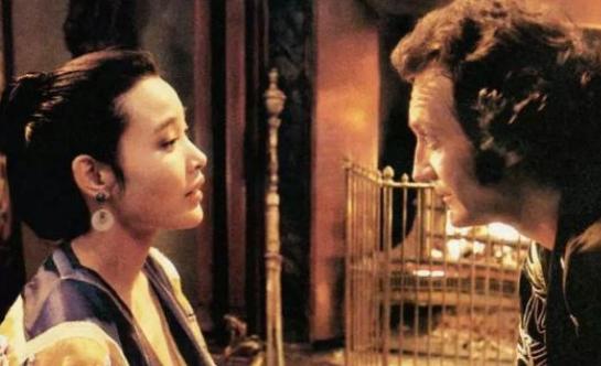 美國為藝術(shù)奉獻的明星有哪些？，美國藝術(shù)奉獻的明星群星閃耀，探索他們的藝術(shù)之旅