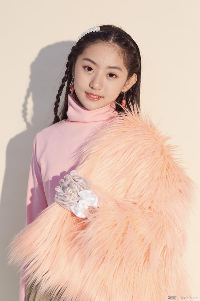 賈靜雯個人資料簡介及身高，璀璨明星的非凡魅力，賈靜雯，璀璨明星的魅力與個人資料簡介及身高