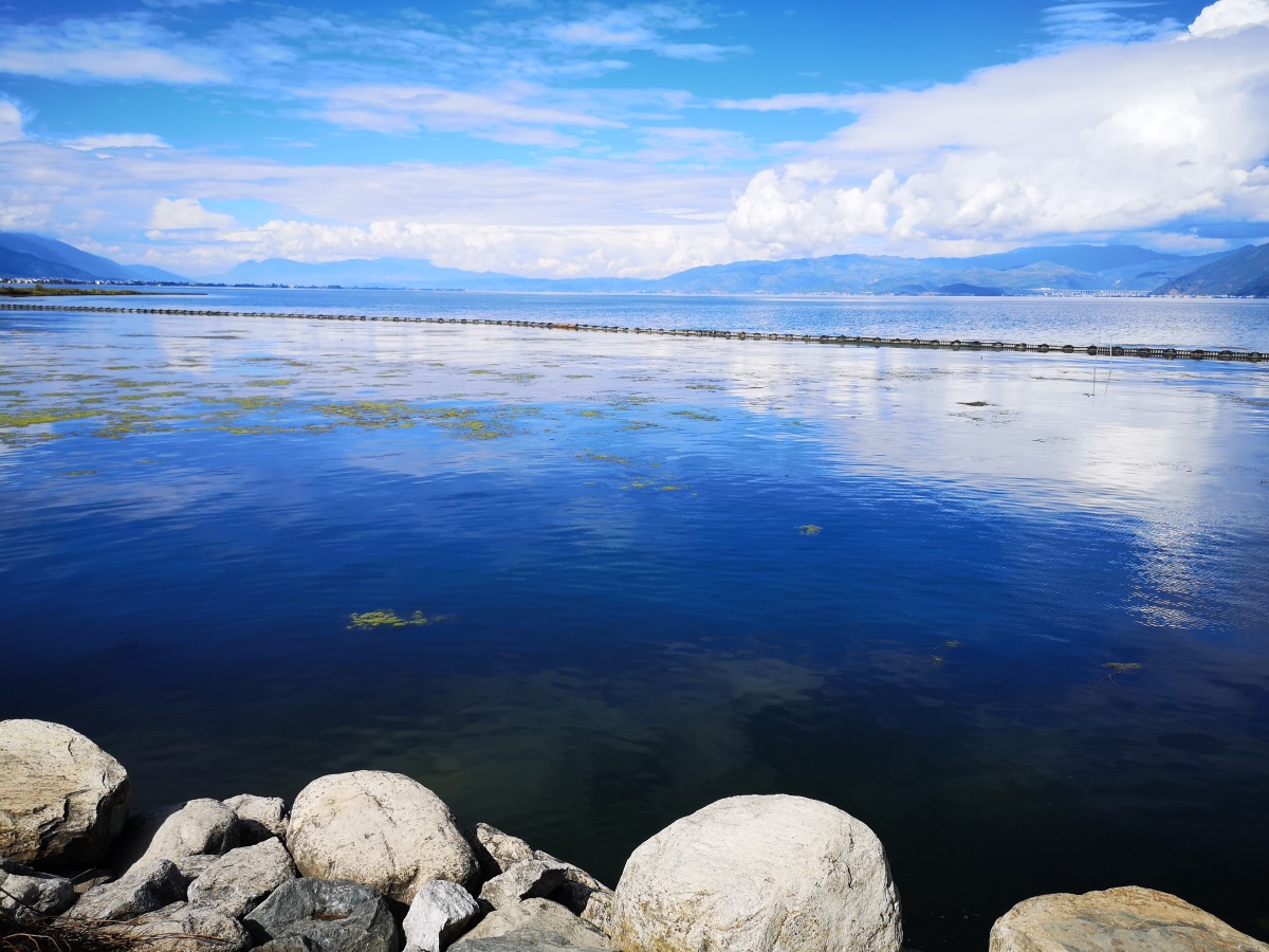 云南大理洱海，自然之美與人文的交融，云南大理洱海，自然與人文的和諧交融之美
